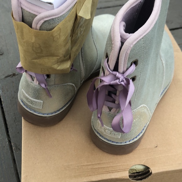 Brand New Corene size 6 Uggs - Picture 2 of 4